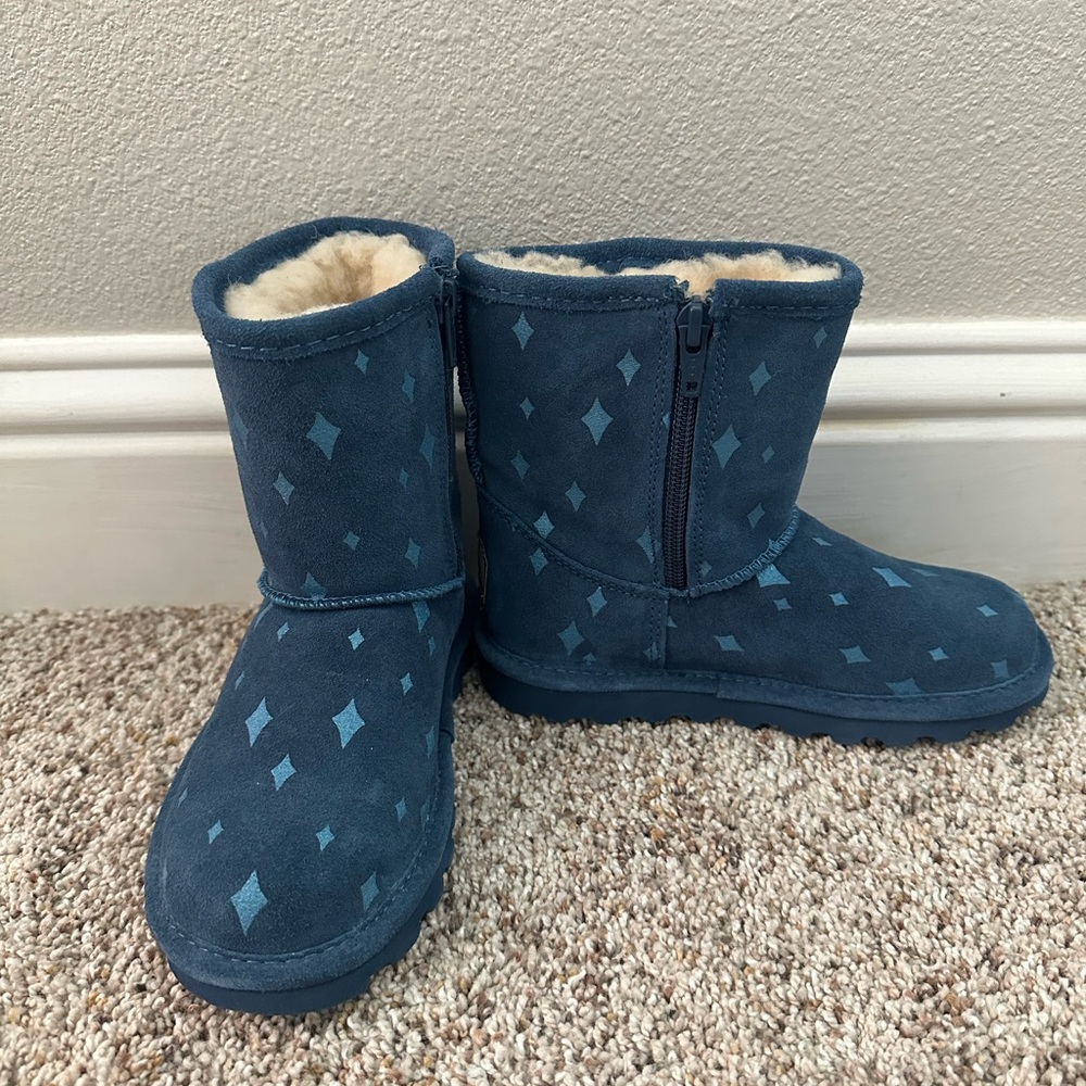 Girls Elle Bear Paw Shearling Boots SZ 12